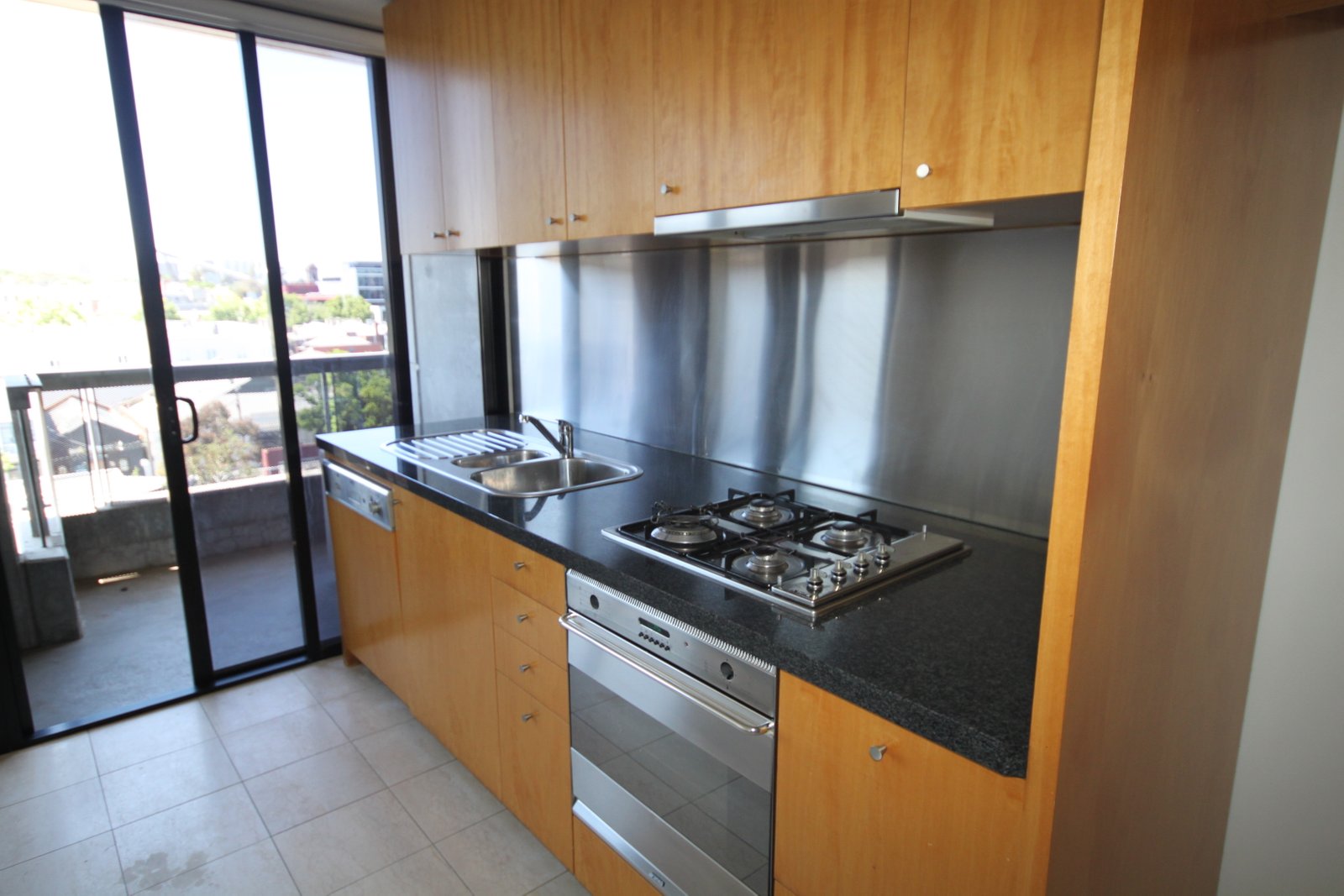 Gallery: 610/668 Swanston Street