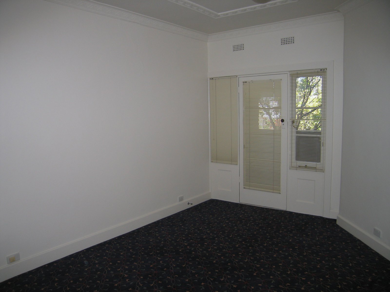 Gallery: 6./108a Millswyn Street