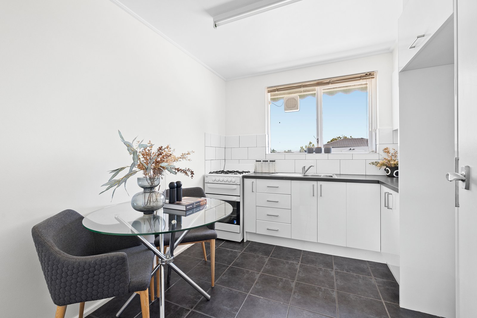 Gallery: 6/11 Crotonhurst Avenue