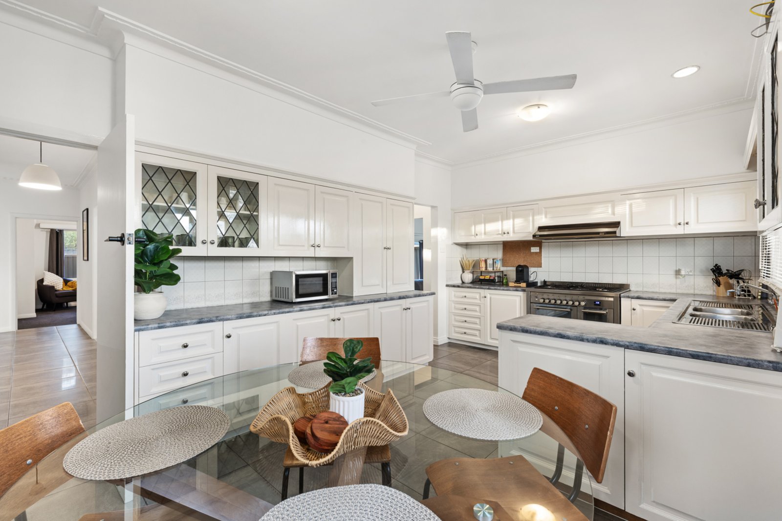 Gallery: 611 Learmonth Street