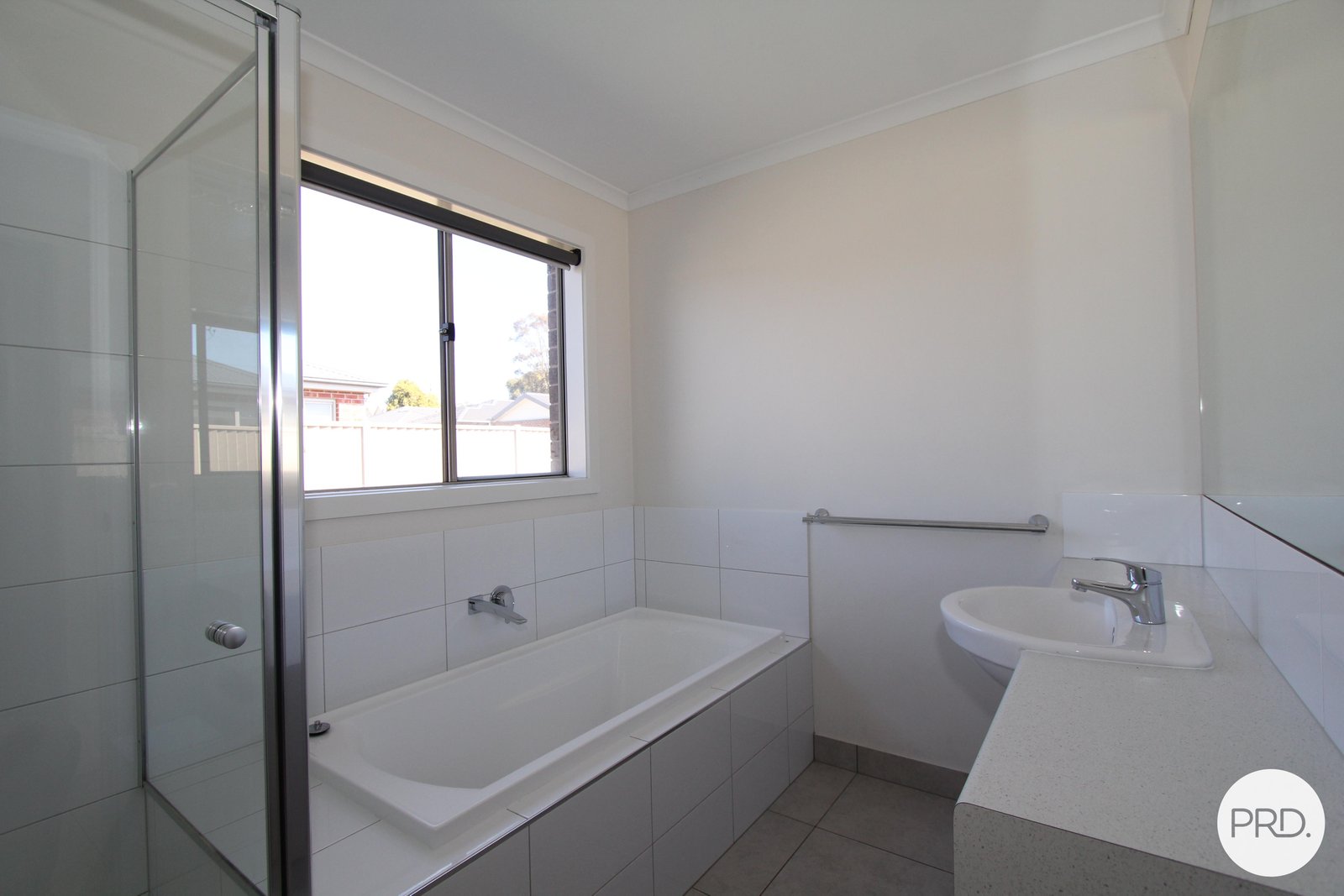 6/11 Spencer Street CANADIAN 11