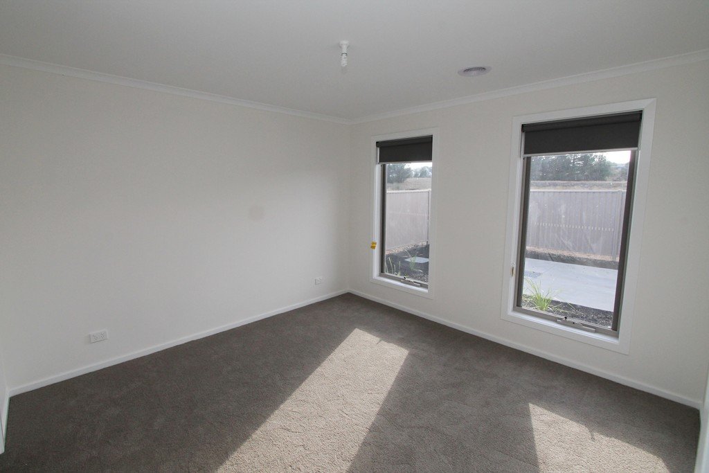 6/11 Spencer Street CANADIAN 7