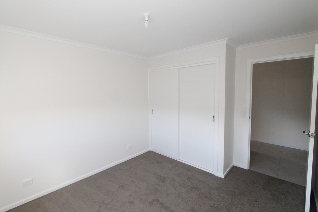 6/11 Spencer Street CANADIAN 15