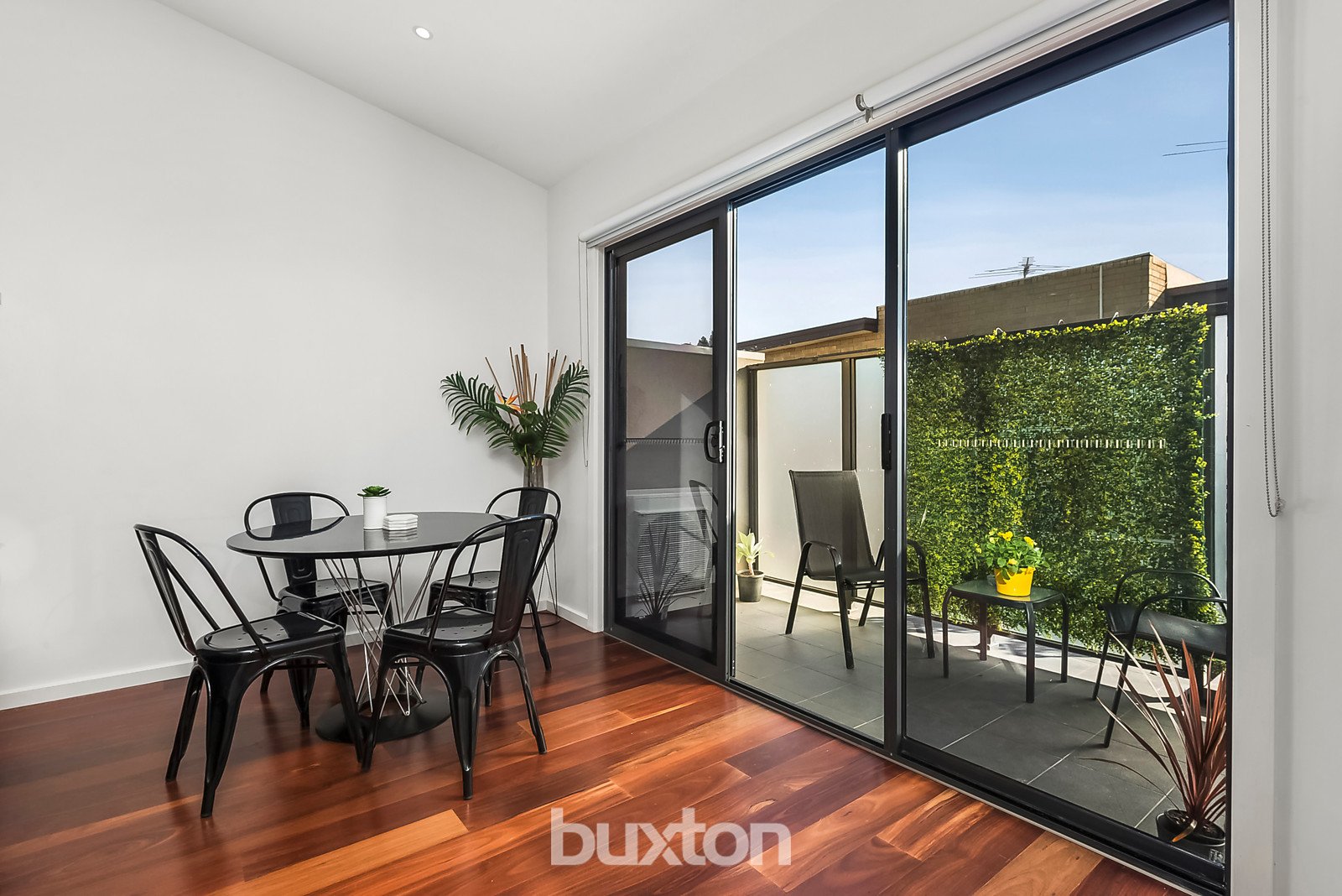 Gallery: 6/110 Atherton Road