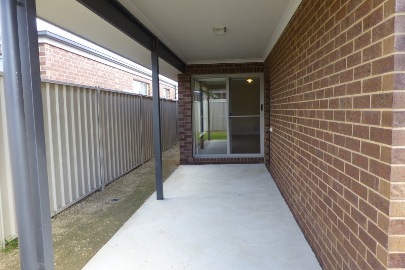 6/110 Greta Drive LAVINGTON 7