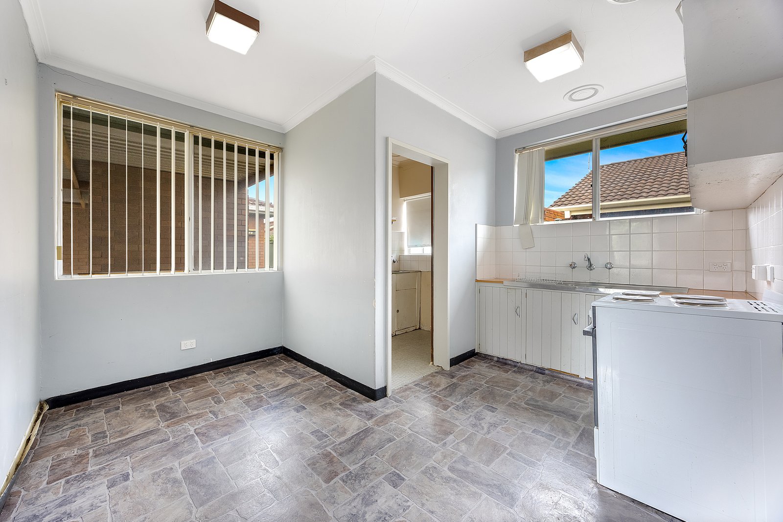 Gallery: 6/1110 Howitt Street