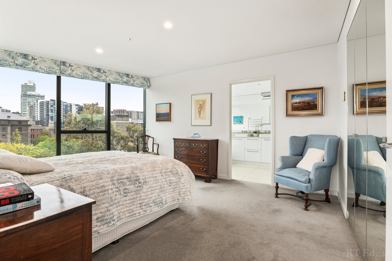 Real Estate and Property in 611/250 St Kilda Road, Southbank, VIC