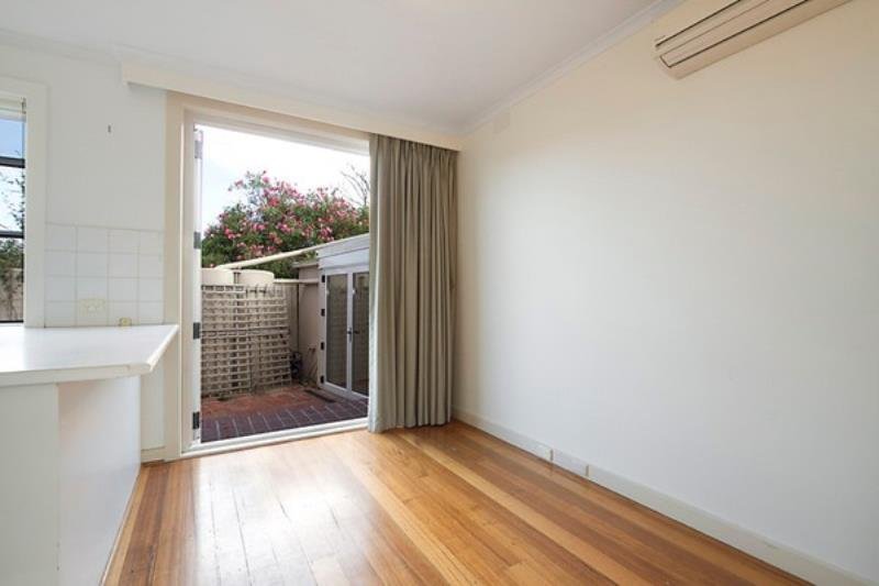 Gallery: 6/113 Nepean Highway