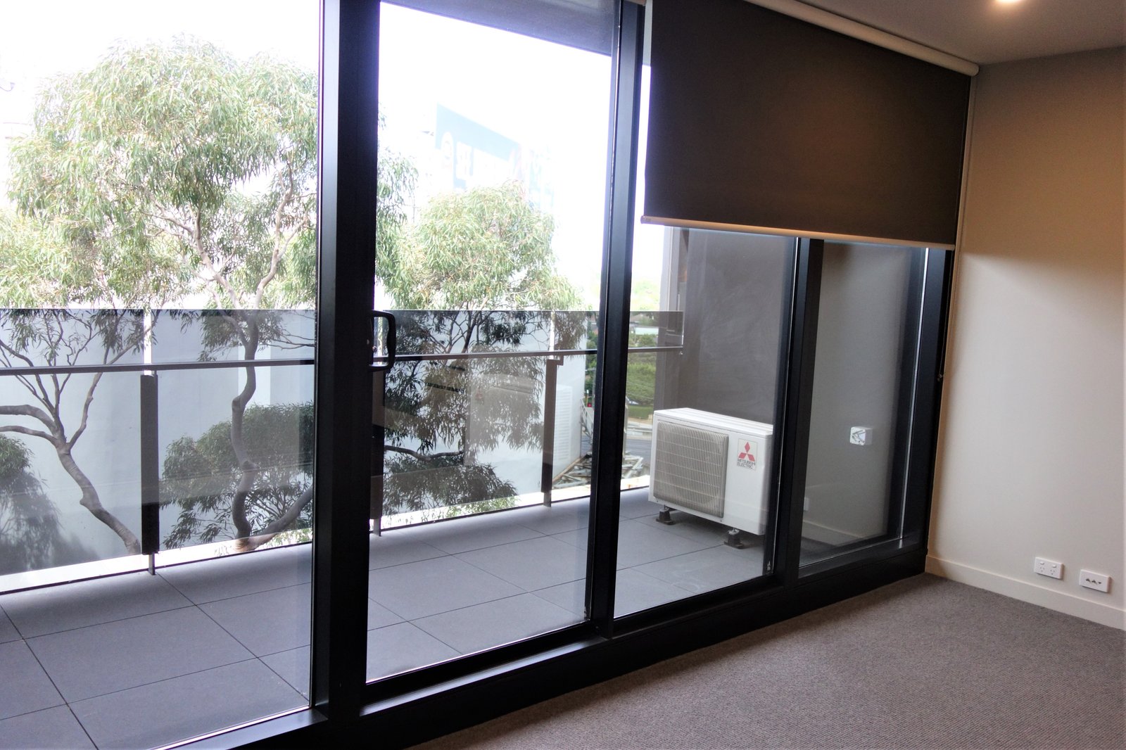 Gallery: 611/4-6 Station Street