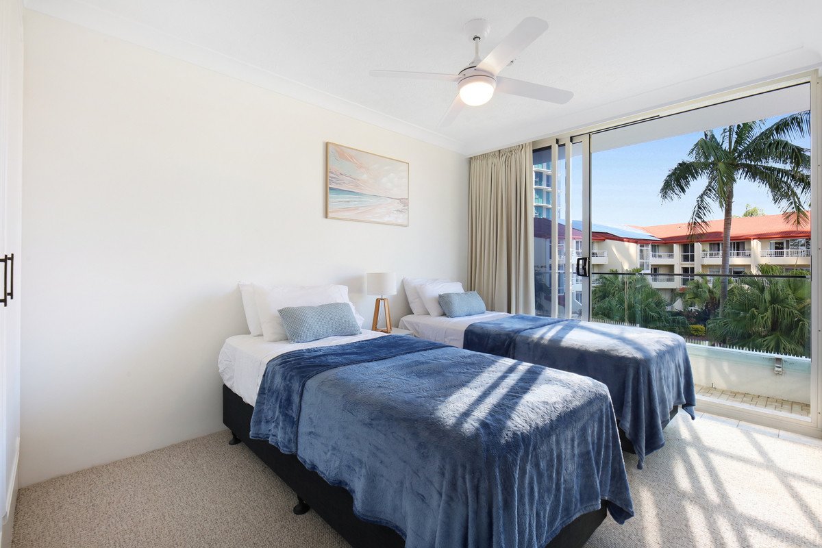 6/114 The Esplanade Burleigh Heads 15