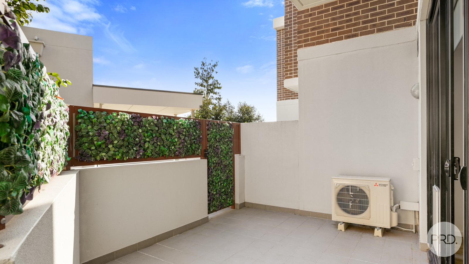 6/119 Glengarry Drive GLENMORE PARK 5