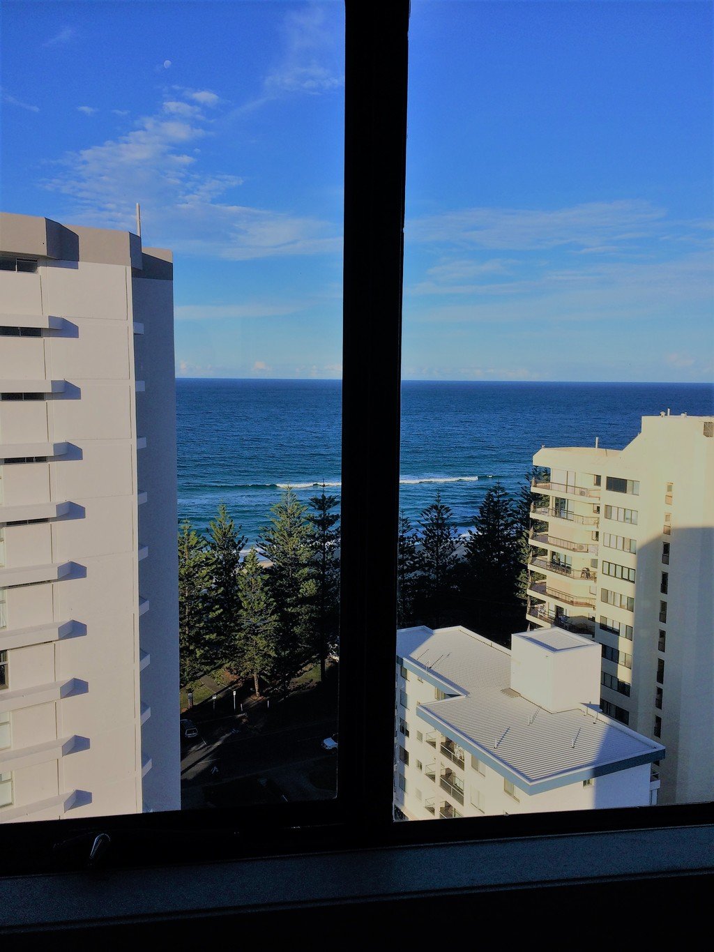 61/1941 Gold Coast Hwy BURLEIGH HEADS 12