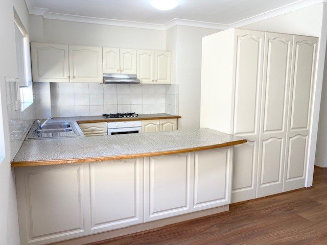 6/12-16 West Street HURSTVILLE 2