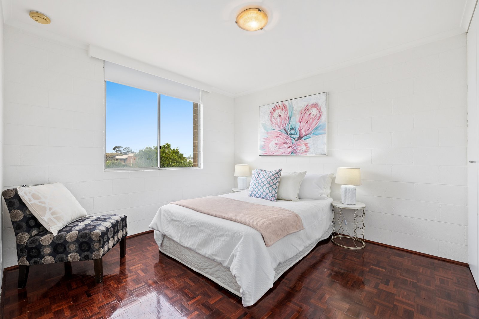 Gallery: 6/12 Collins Street