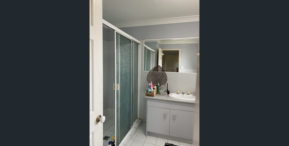 6/12 Cupania Place Elanora 3