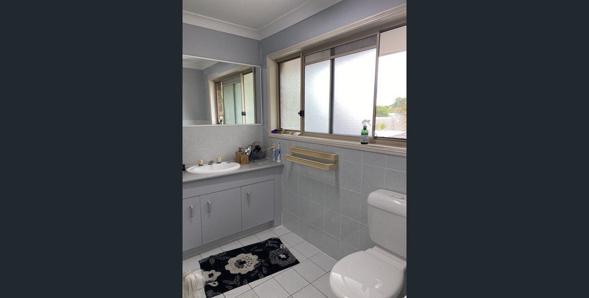 6/12 Cupania Place Elanora 4