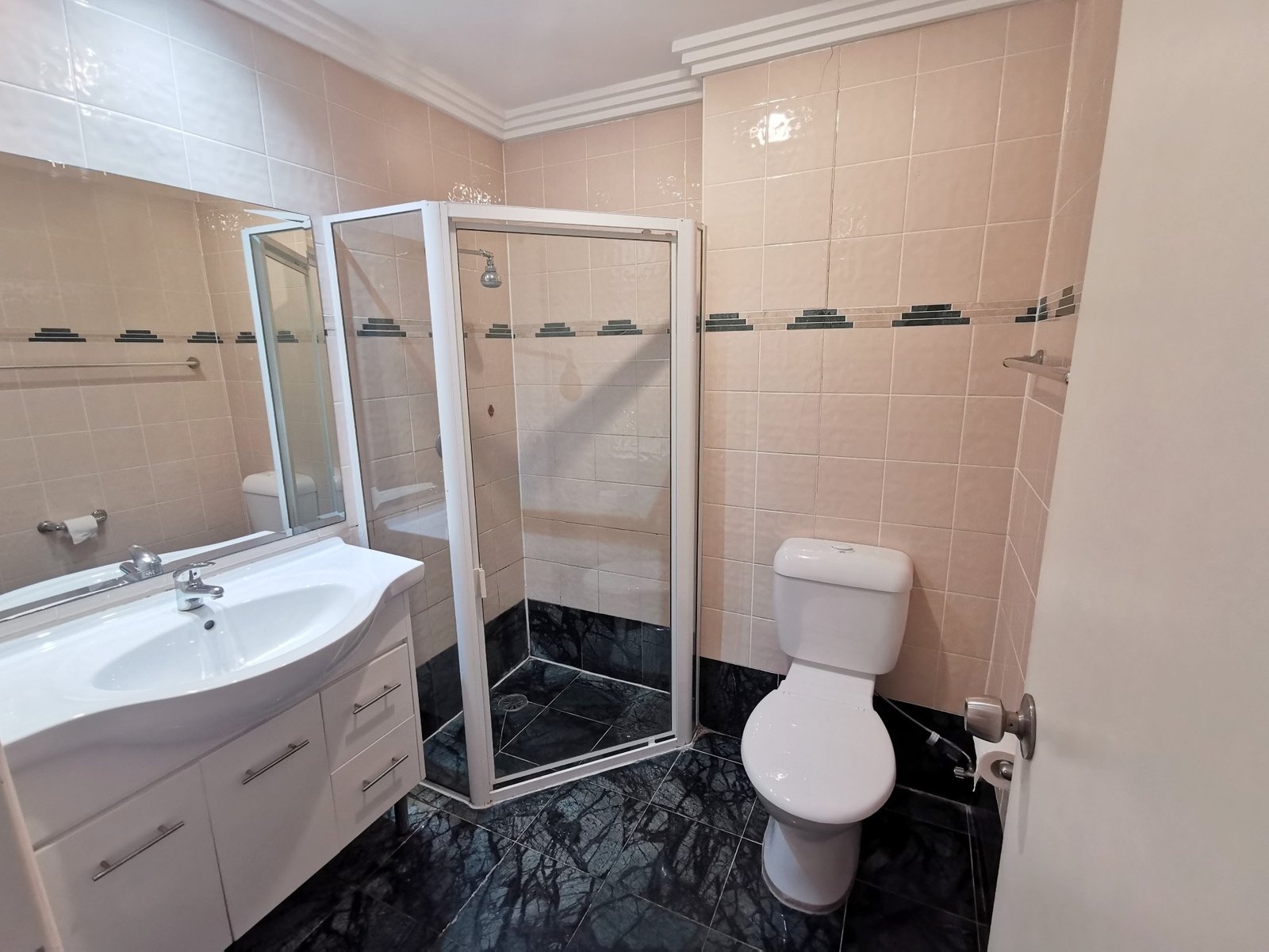 6/12 Dora Street HURSTVILLE 6