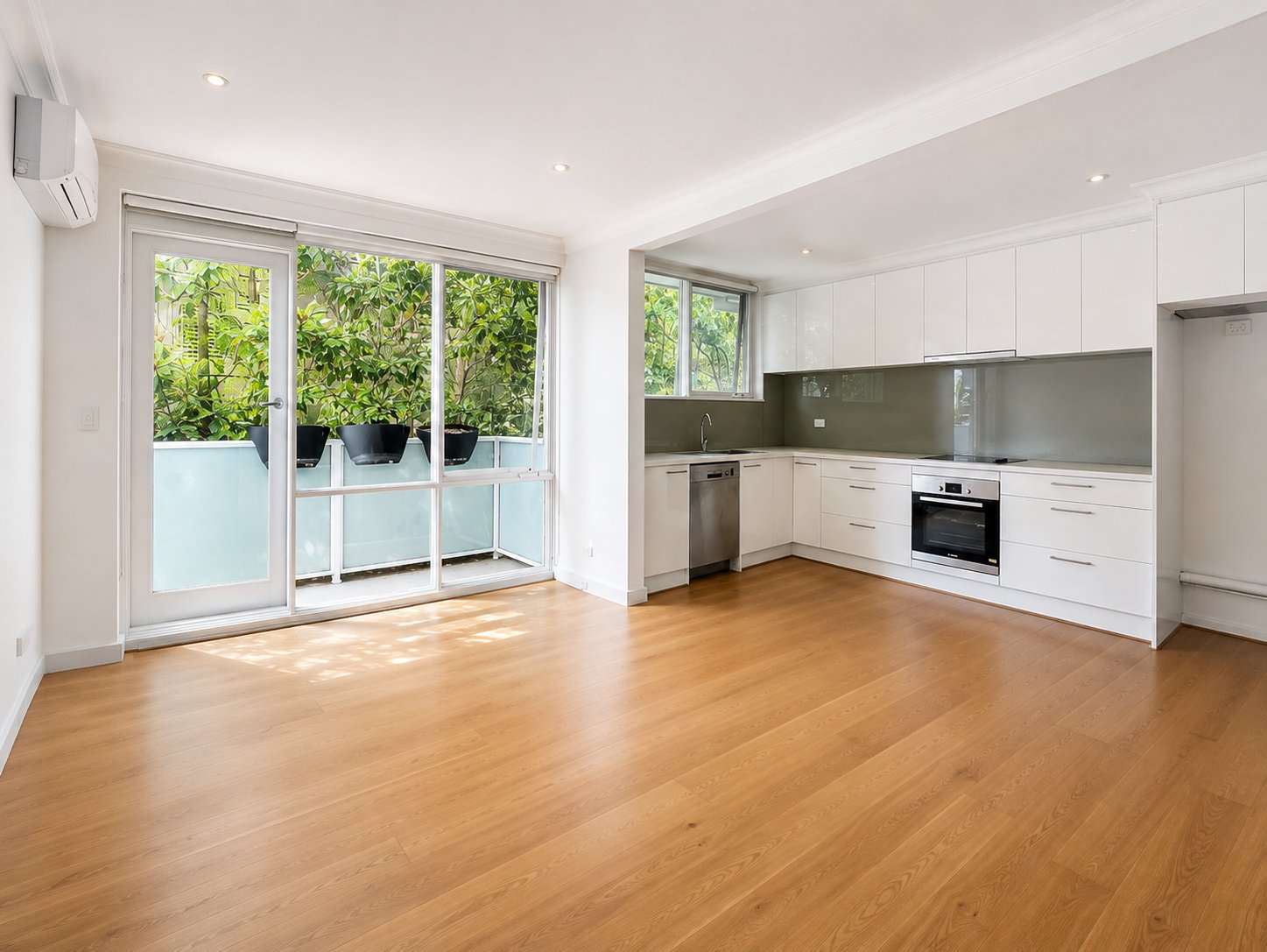 Gallery: 6/12 Osborne Avenue