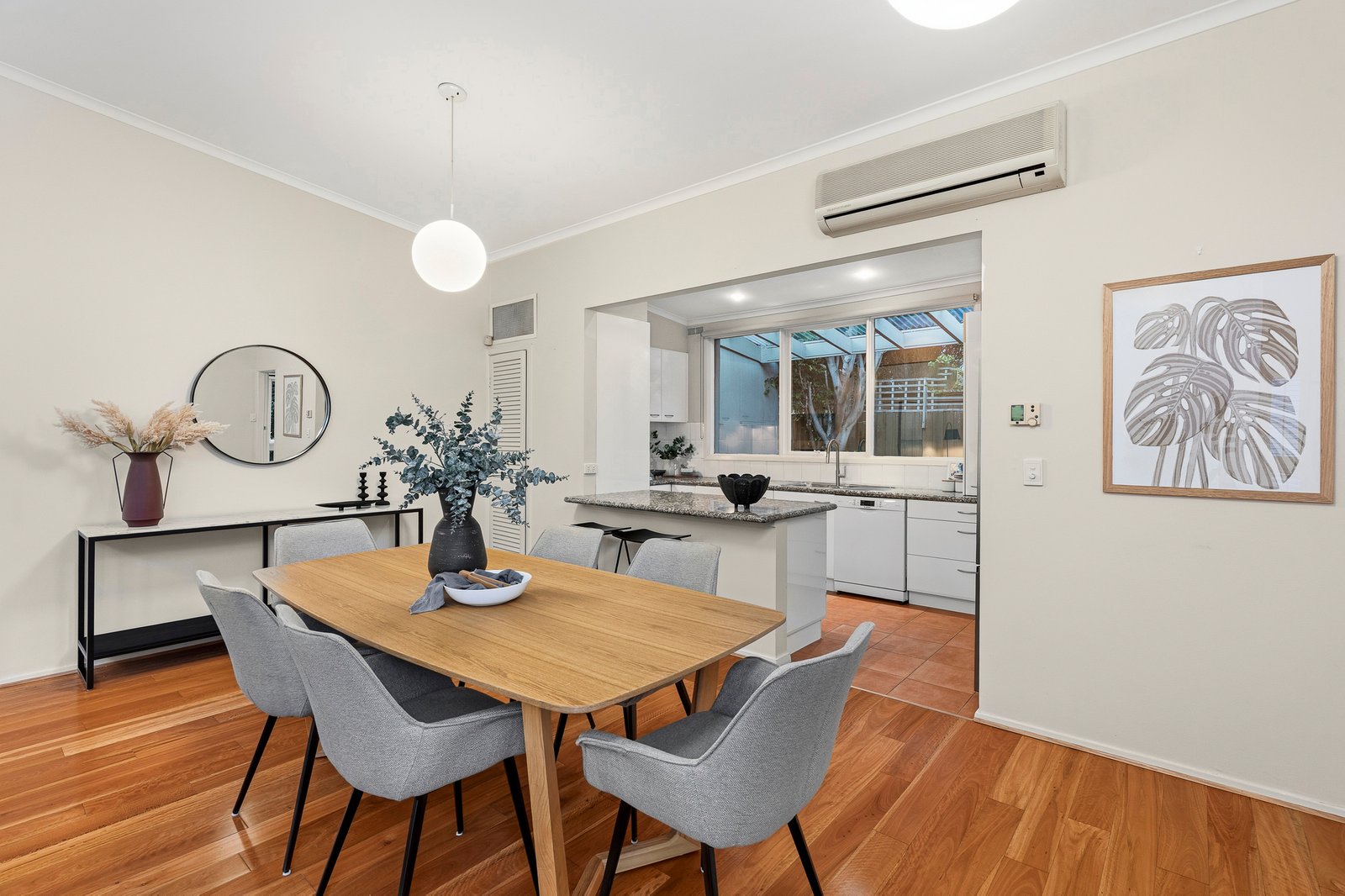 Gallery: 6/12 Wellington Street