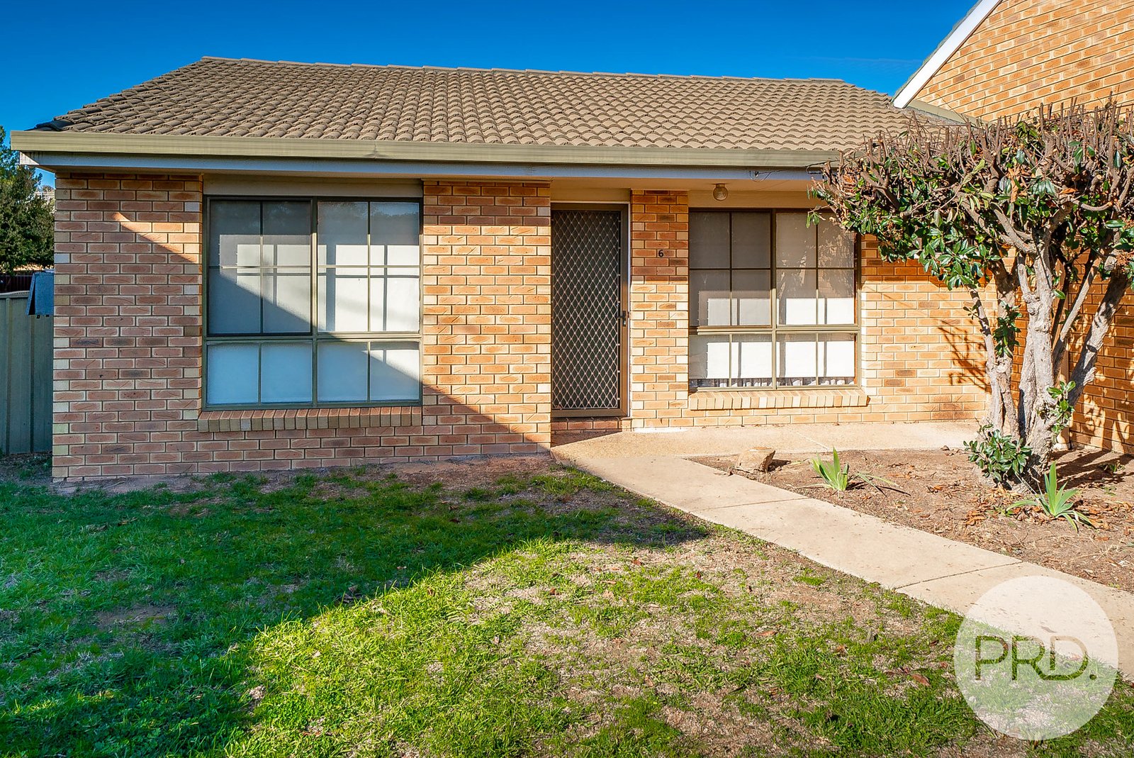 6/12 Wewak Street ASHMONT 1