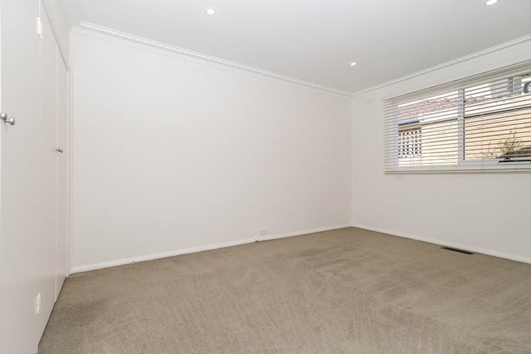 Gallery: 6/121 Cochrane Street