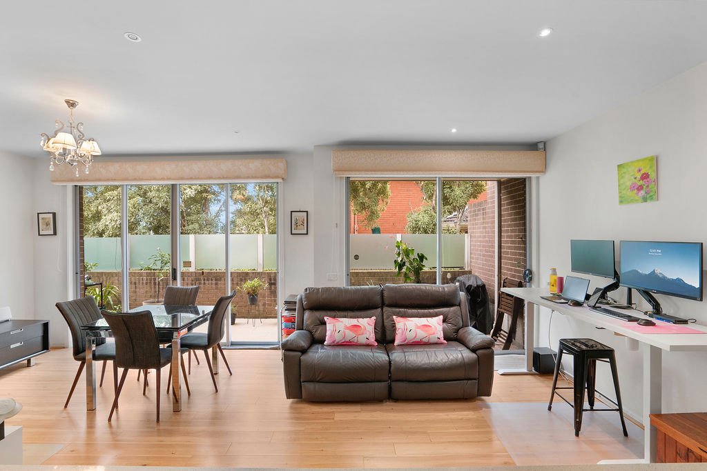 Real Estate and Property in 6/121 Manningham Road, Bulleen, VIC