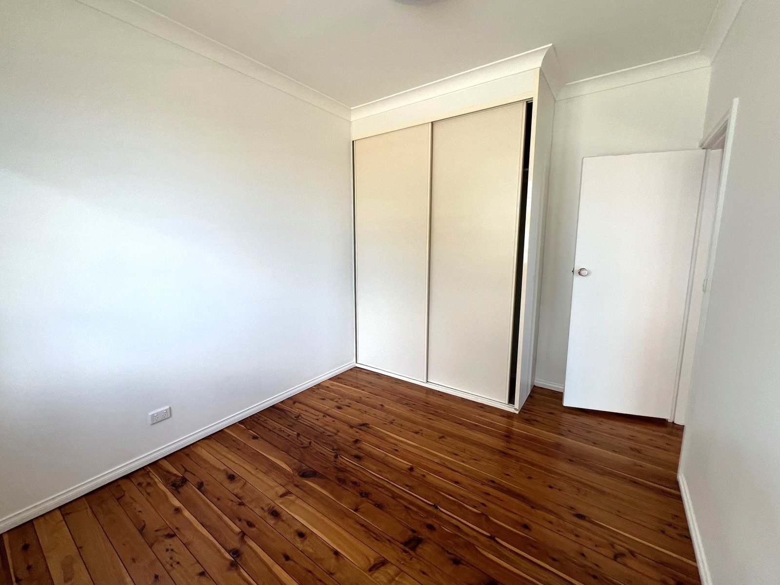 6/122-124 Russell Avenue DOLLS POINT 7