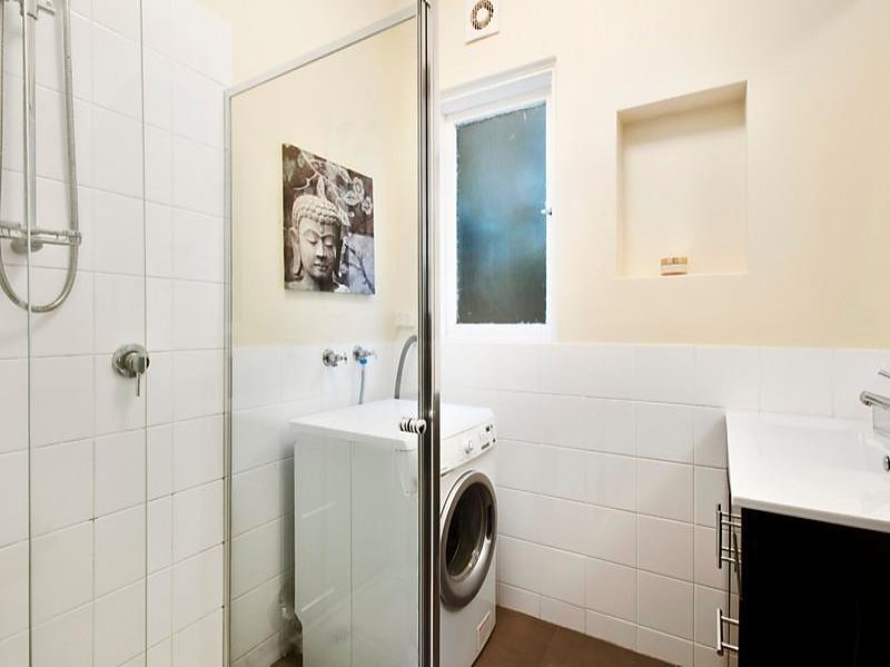 Gallery: 6/123 Dendy Street