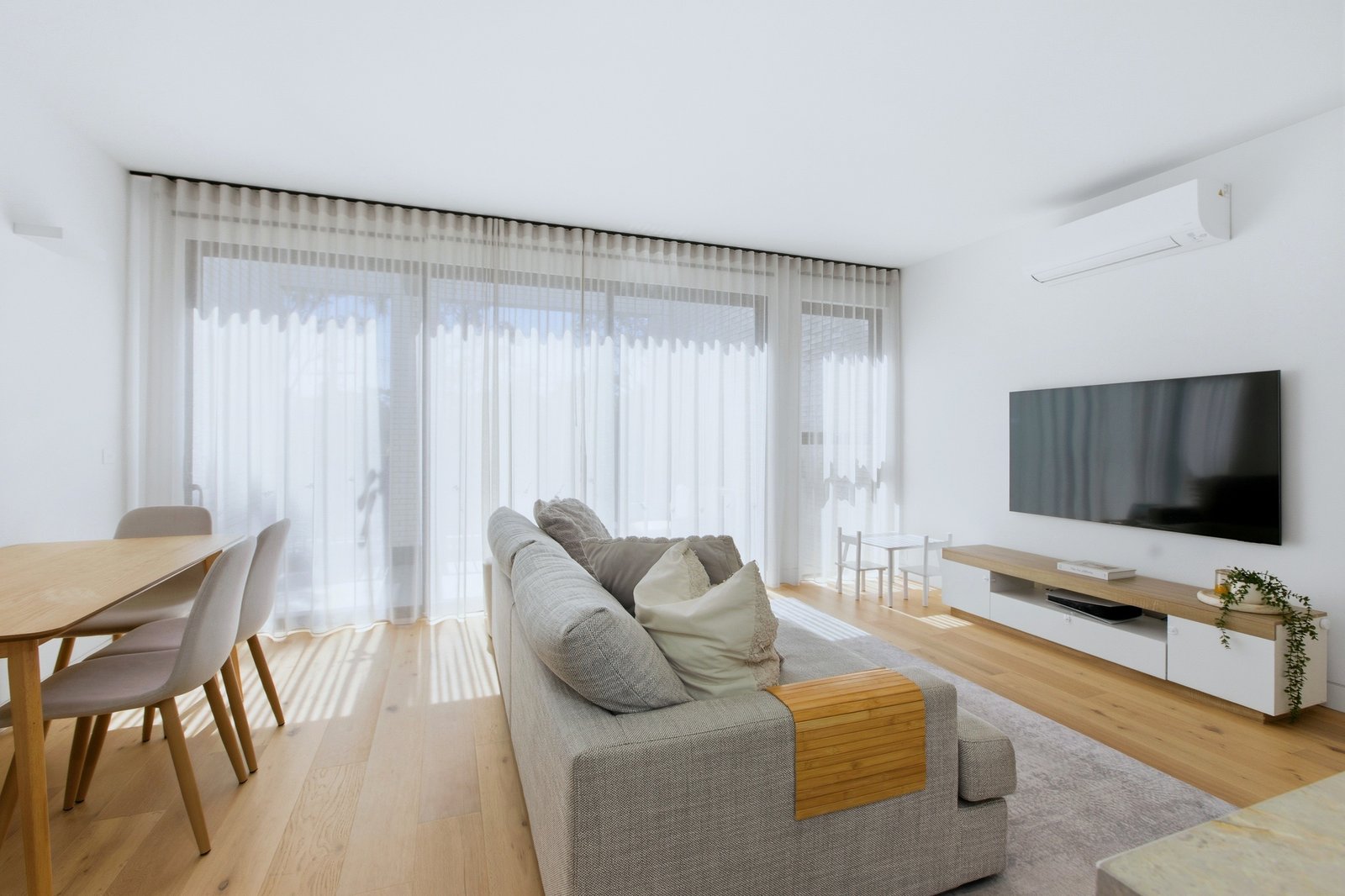 Gallery: 6/124 White Street