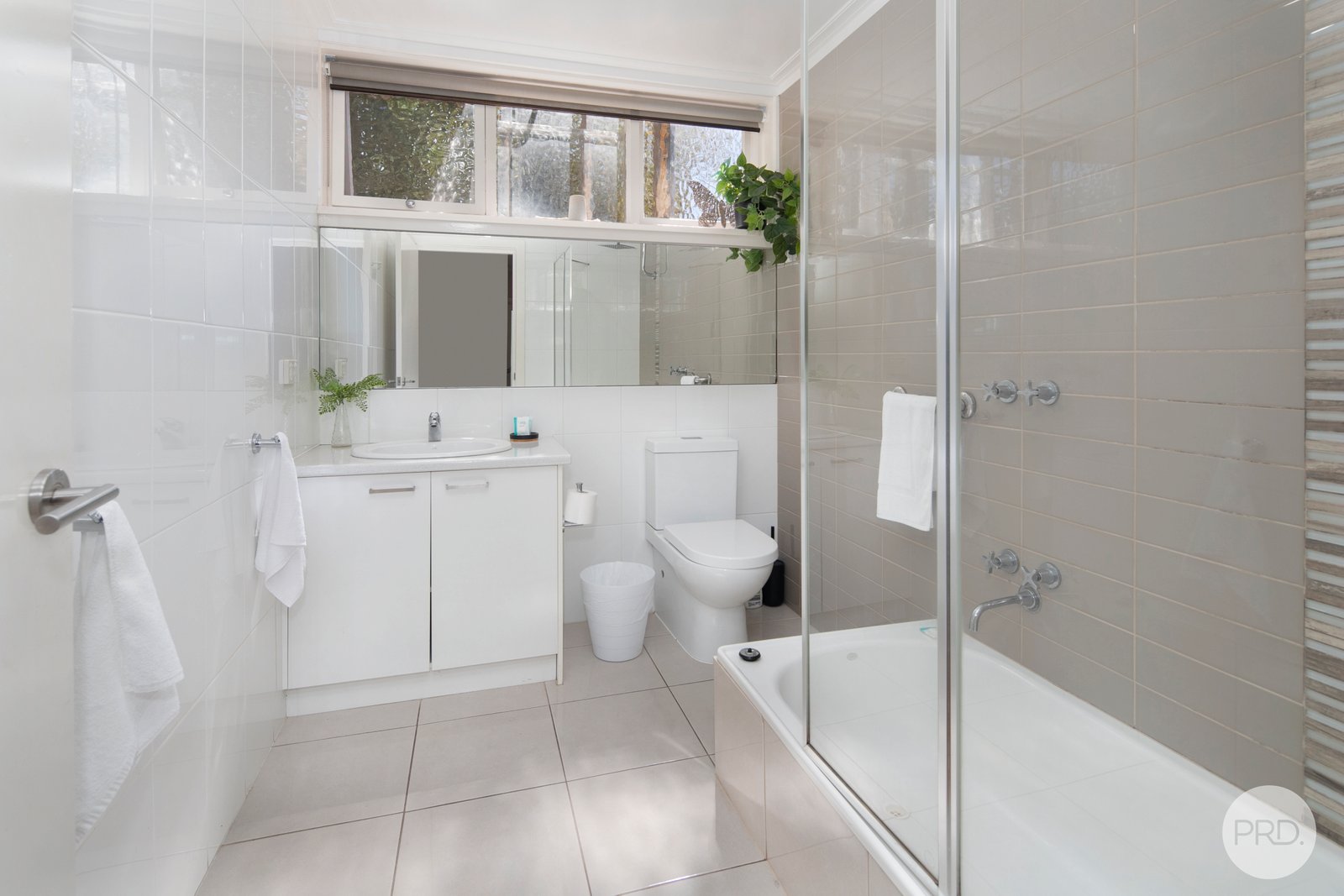 6/128 Webster Street LAKE WENDOUREE 9