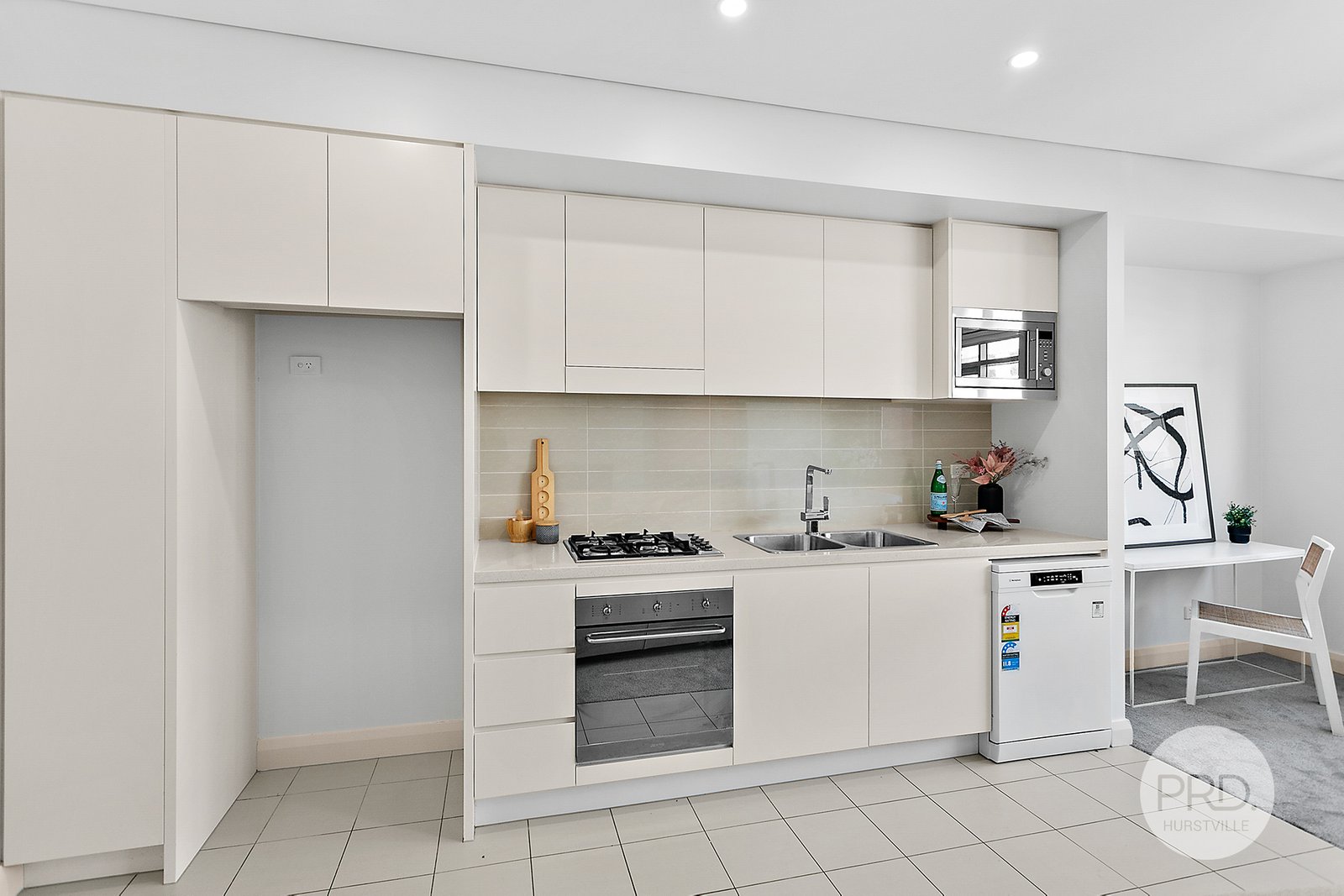 612/99 Forest Road HURSTVILLE 3