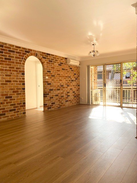 6/13-15 Nielsen Avenue CARLTON 4