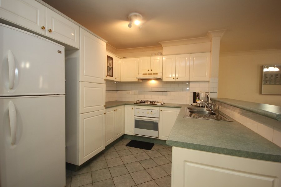 6/13-17 Hampden Street BEVERLY HILLS 2