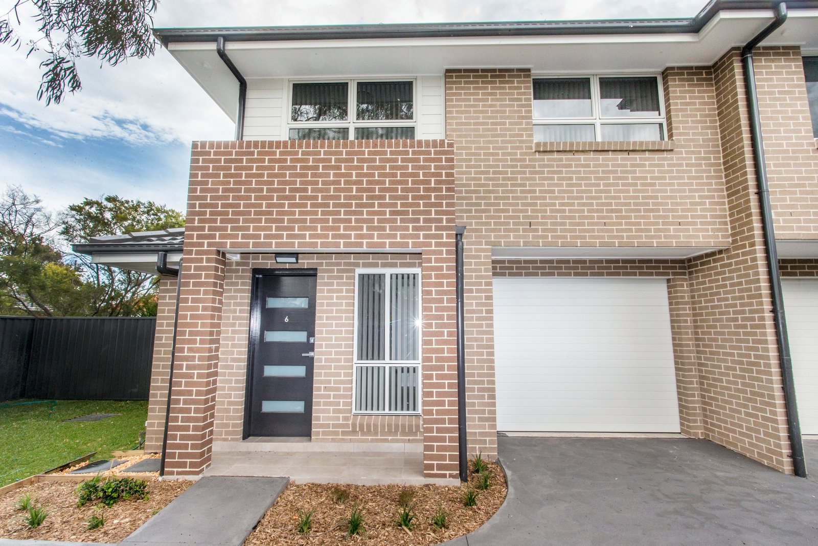 6/13 Algie Crescent KINGSWOOD 2