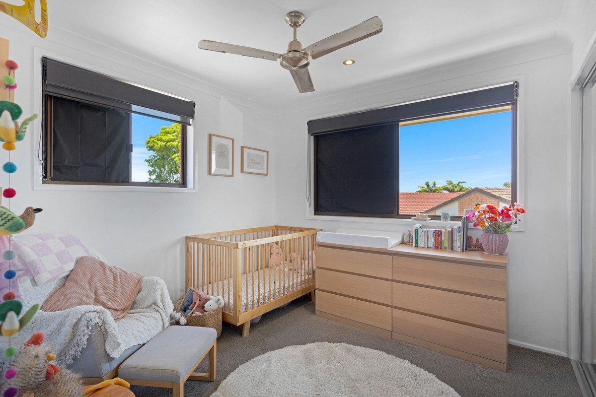 6/13 Christina Court Mermaid Waters 9