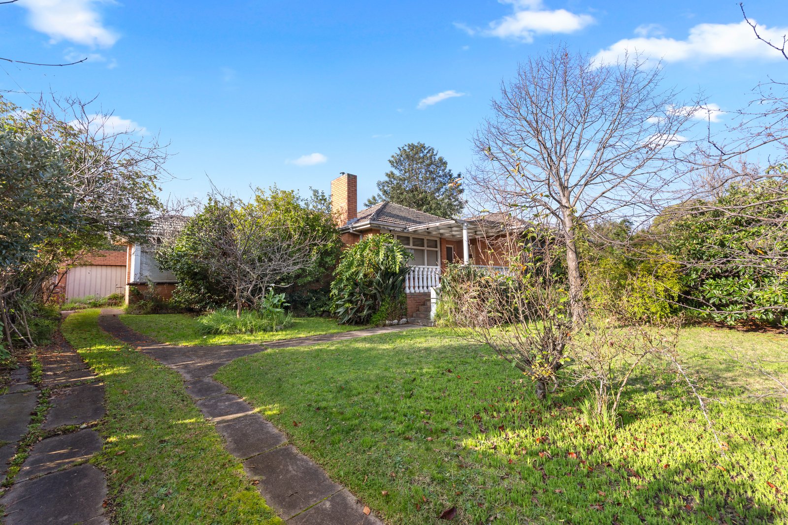 Gallery: 613 Waverley Road
