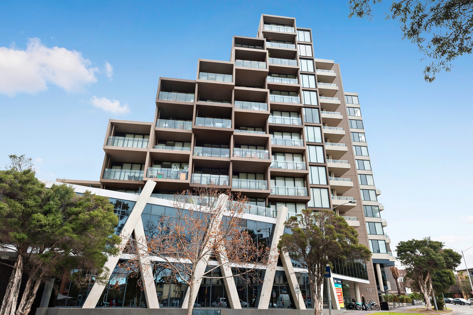 Gallery: 613/181 St Kilda Road