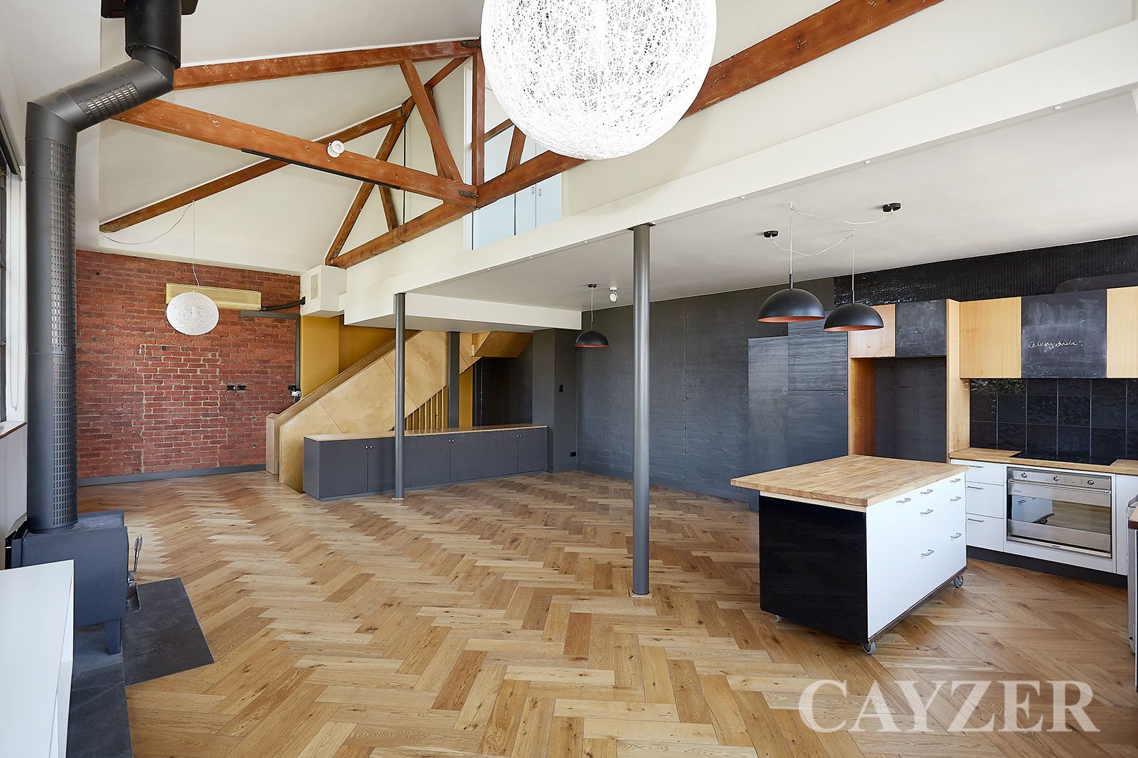 Gallery: 6/132 Bank Street