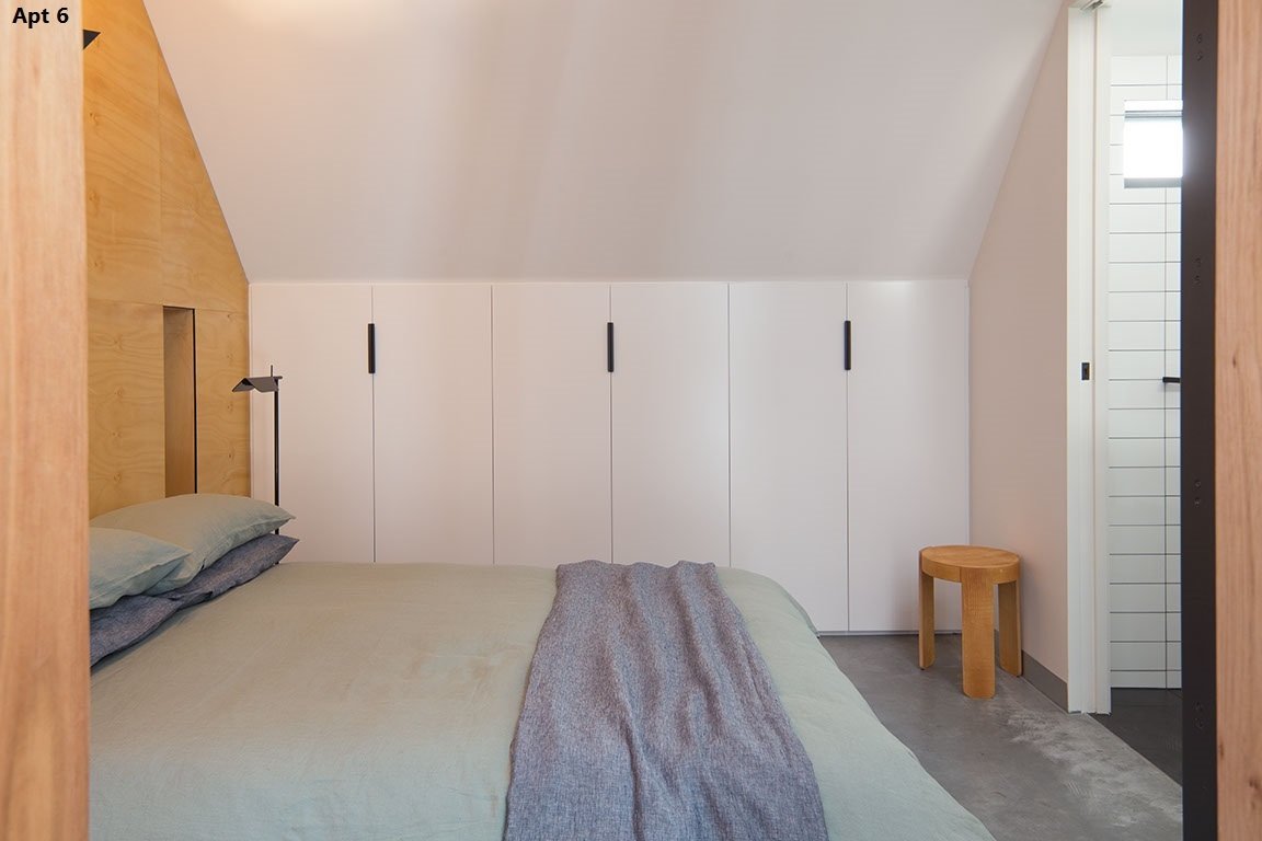 Gallery: 6/135 Coppin Street