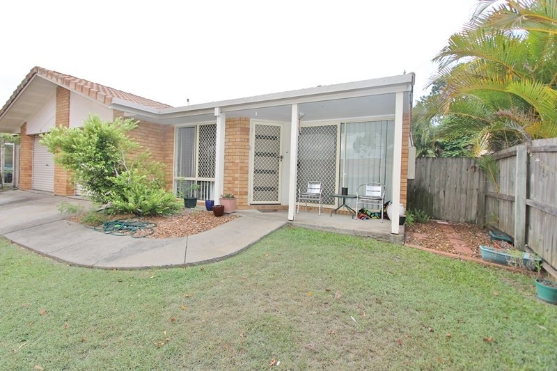 6/137 Olsen Avenue LABRADOR 12