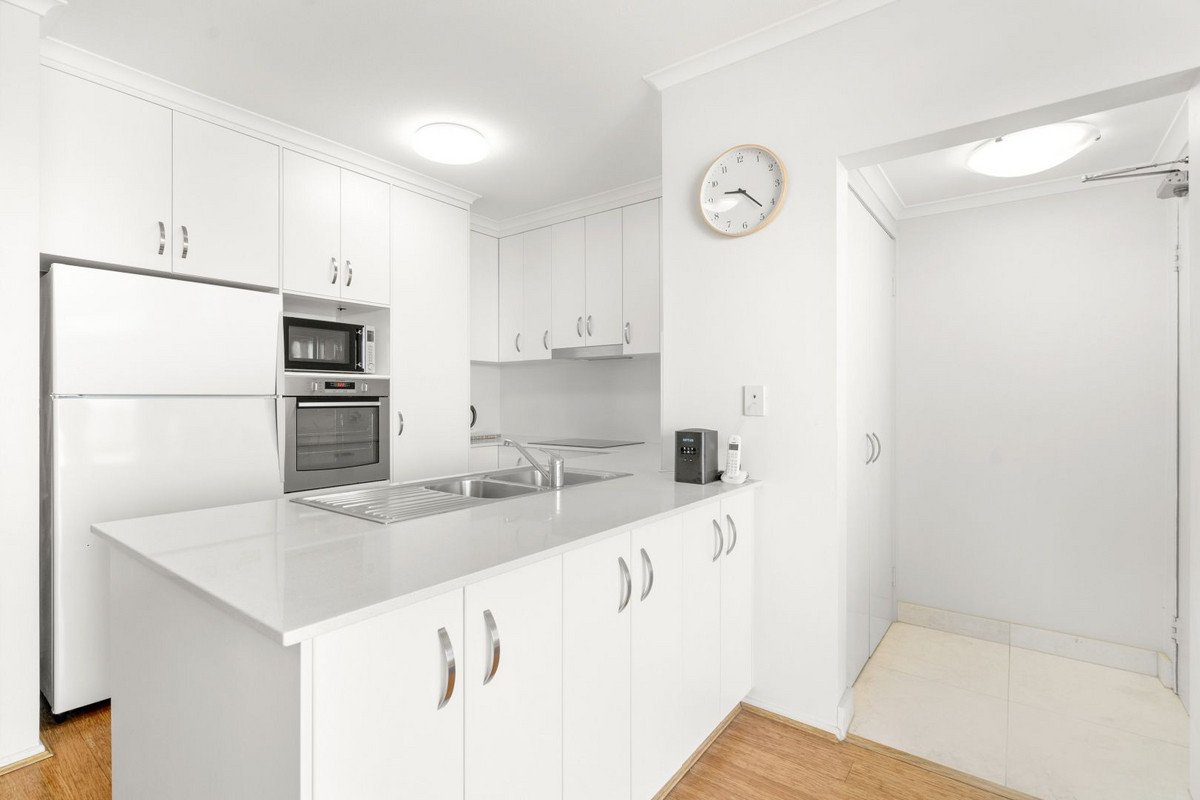 61/38-42 Duringan Street Currumbin 1