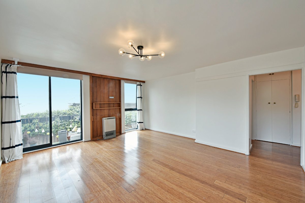 Gallery: 6/1391 High Street