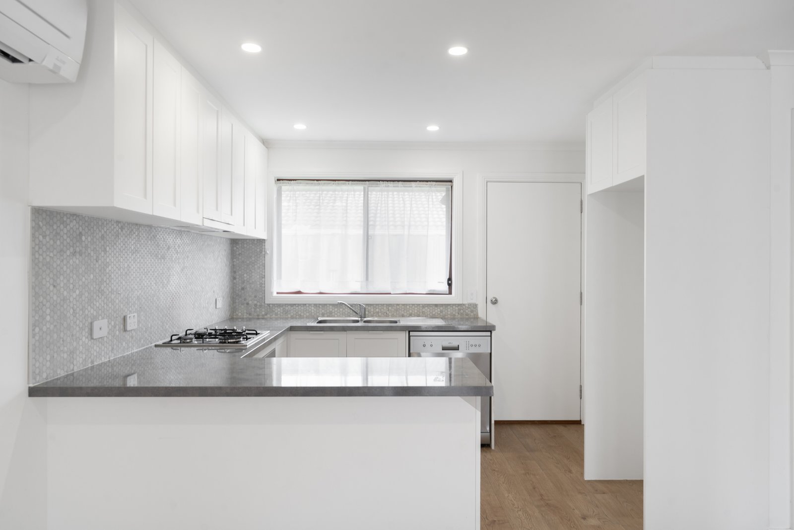 Gallery: 6/14-16 Lindsay Street