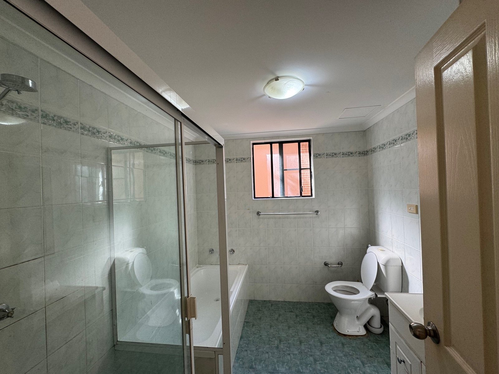 6/14-16 Melvin Street BEVERLY HILLS 4