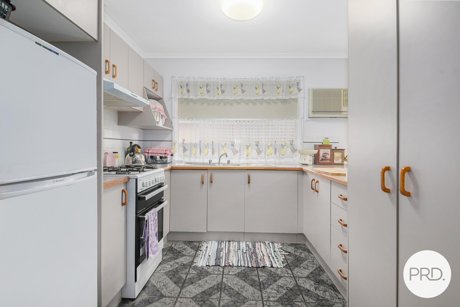 6/14 Graetz Court LAVINGTON 6