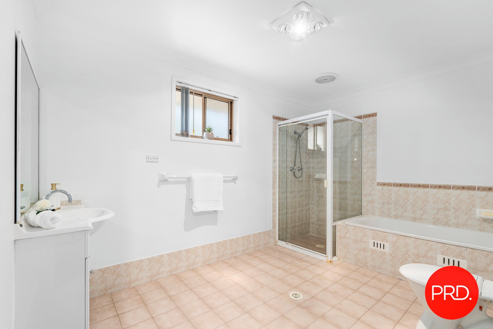 6/14 Pine Road CASULA 10