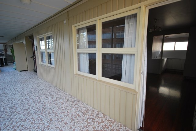 6/14 The Esplanade BURLEIGH HEADS 8
