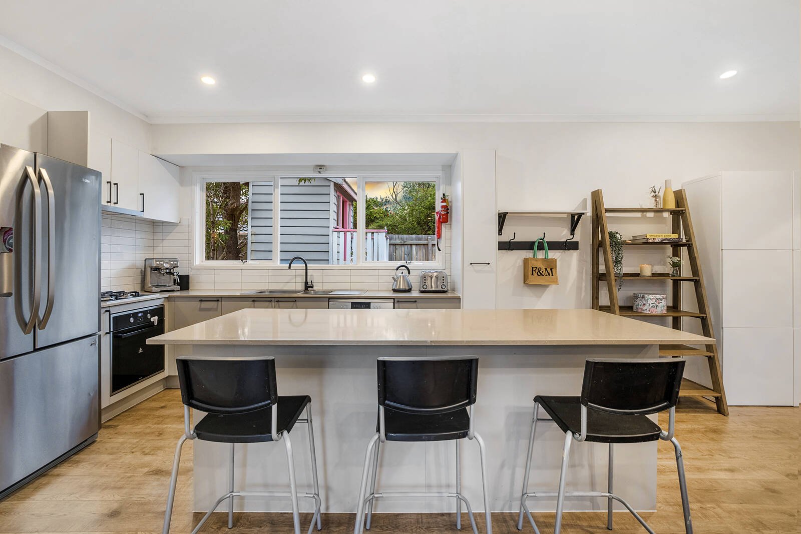 Gallery: 6/140-142 Wells Road