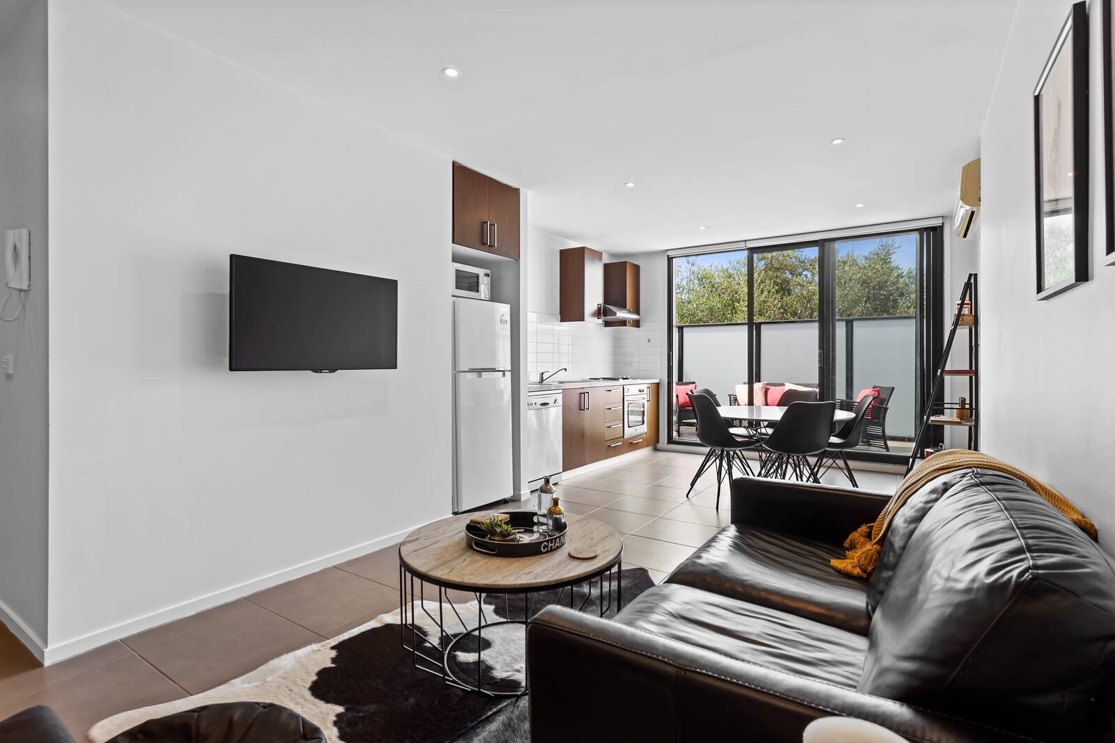 Gallery: 6/140 McKinnon Road