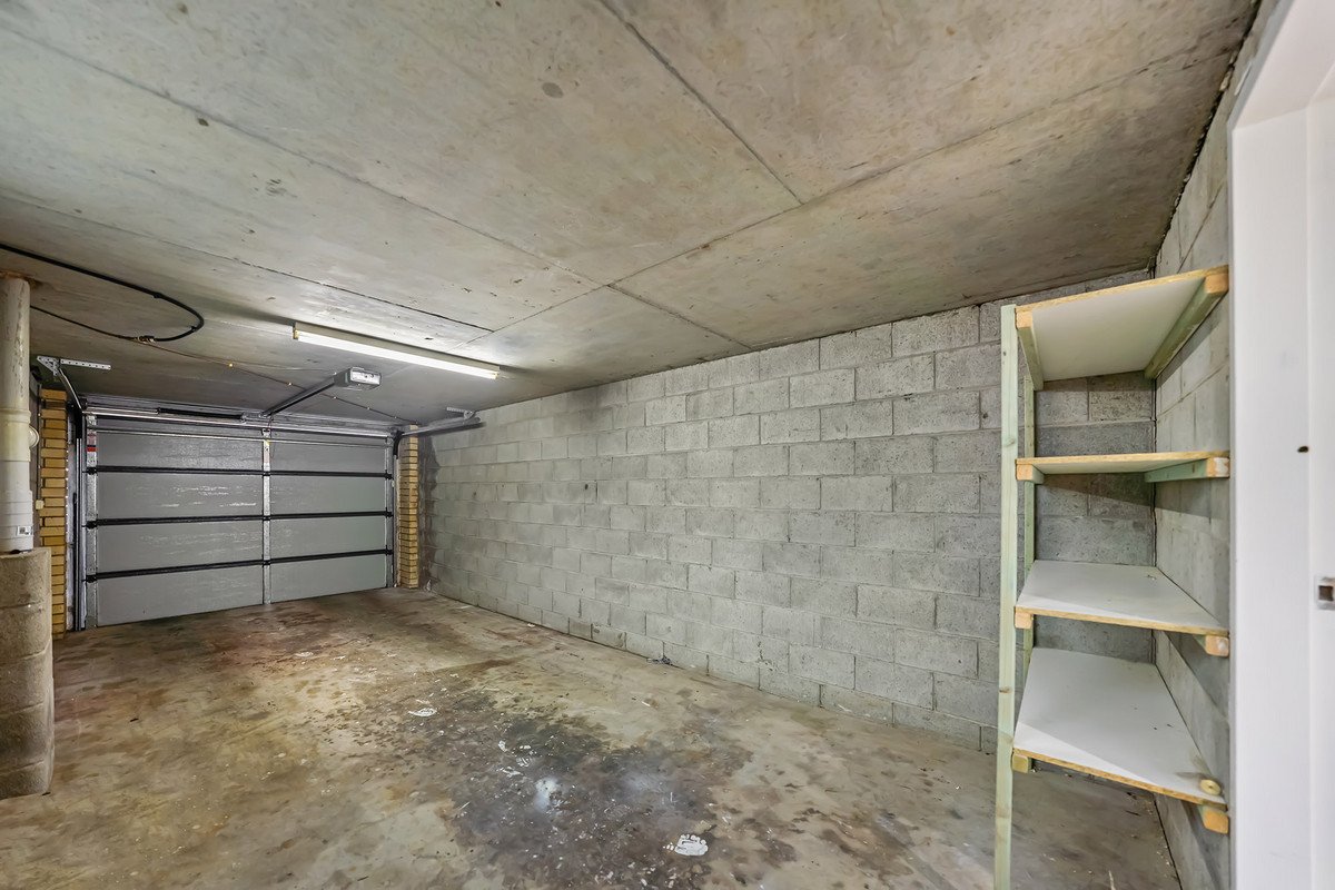 6/141 George Street West  Burleigh Heads 10